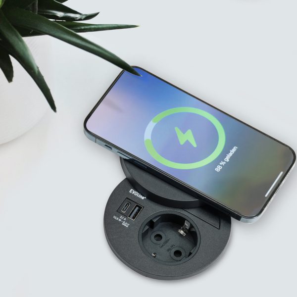 Kenson circle80 disq - 1xstikk, 2xusb (a+c, 2.1a), trådløs lader, sort - Bilde 4